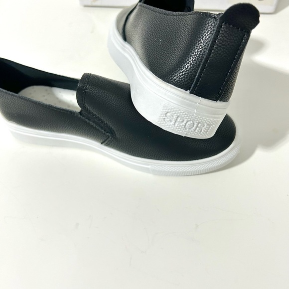 SHEIN ☀️Sz 7.5 Black W/White Trim Athletic Shoe / NIB - Picture 4 of 11